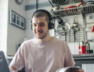 5 Ways to Volunteer Online